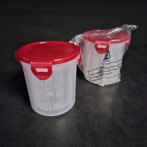 LocknLock Food Storage Containers (Multiple Sizes and Colors) *NEW - Picture 10 of 14